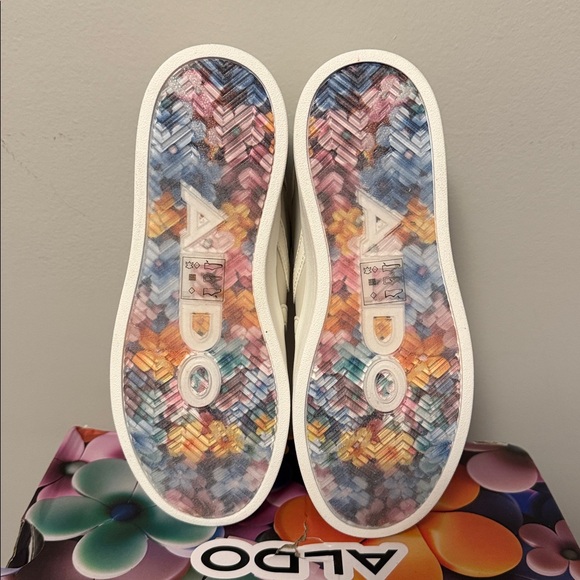 Aldo Women’s Hyperthalamuscorp Sneakers with Charms in Color Natural Size 5 - Picture 5 of 11